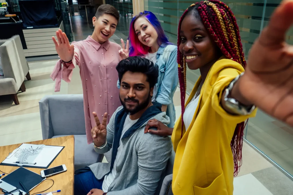 iTAP: Sales and Marketing Internship 8 Interns