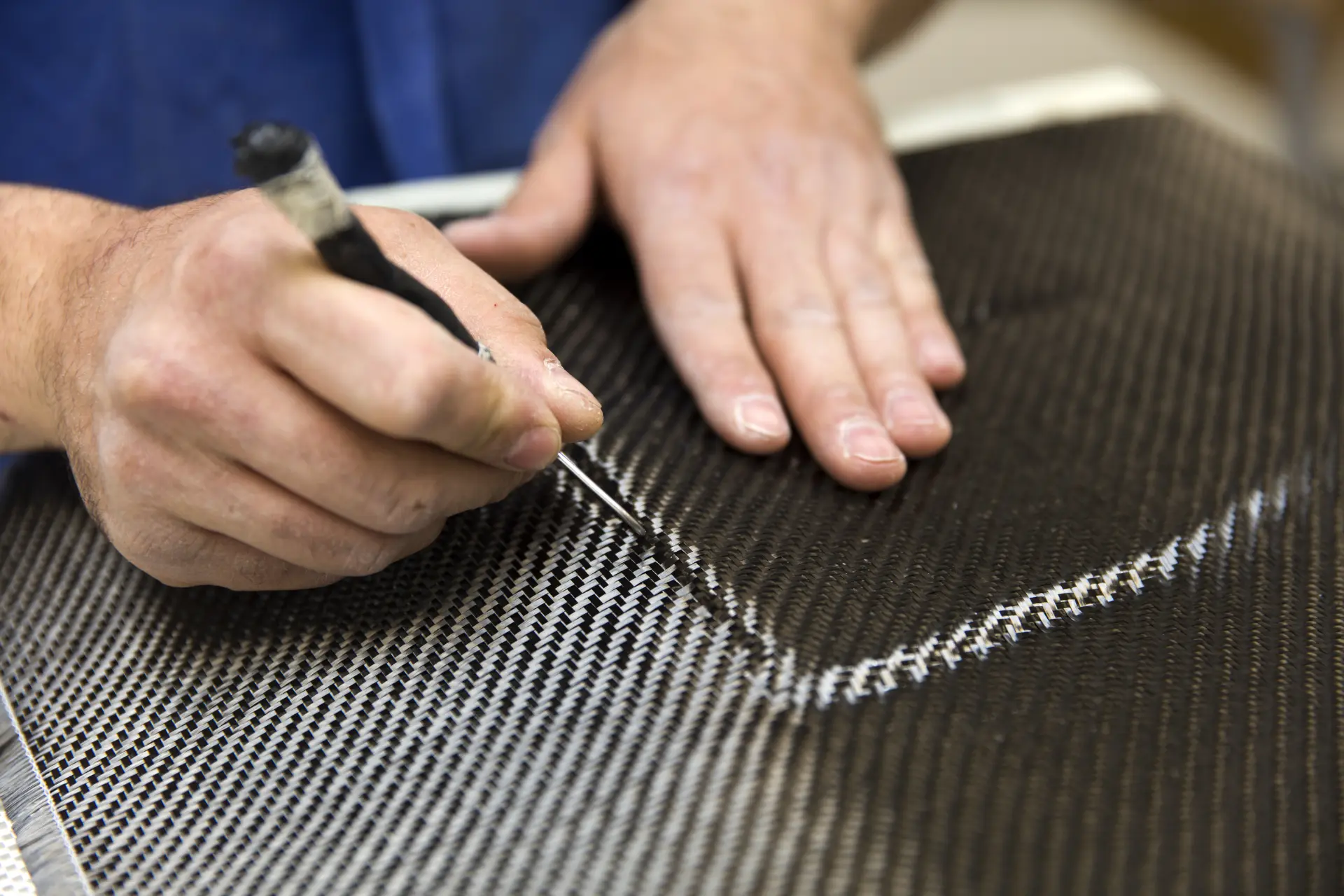 Choosing the Right Product Materials: Carbon Fiber 2 Working with carbon fiber